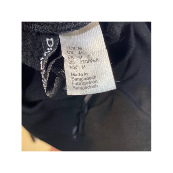 Divided Rainbow sweatshirt Medium - Picture 3 of 3